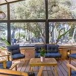 La Vicha, The Originals Relais Aubais