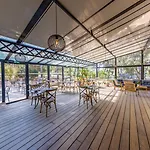 La Vicha, The Originals Relais Hotel Aubais