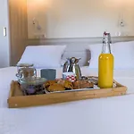 La Vicha, The Originals Relais Aubais