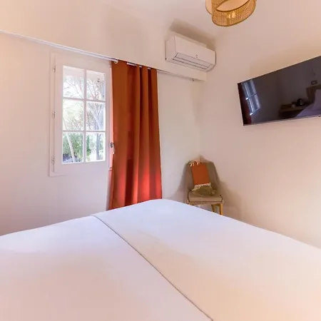 La Vicha, The Originals Relais Szálloda 4*