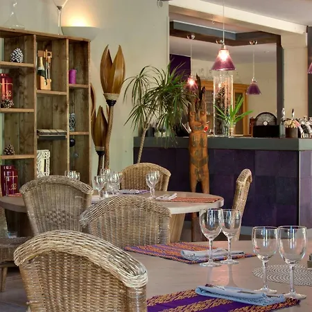 La Vicha, The Originals Relais Aubais