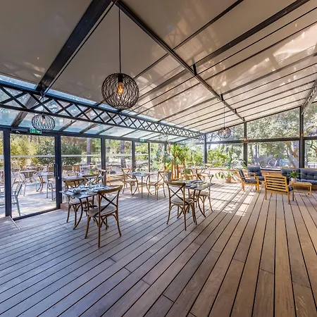 La Vicha, The Originals Relais Hotel Aubais