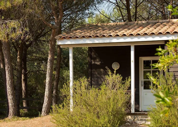 La Vicha, The Originals Relais 4* Aubais