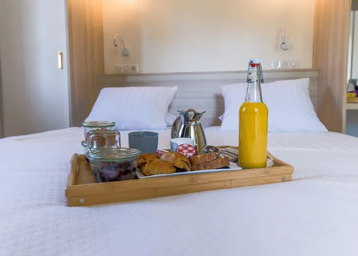 La Vicha, The Originals Relais Aubais